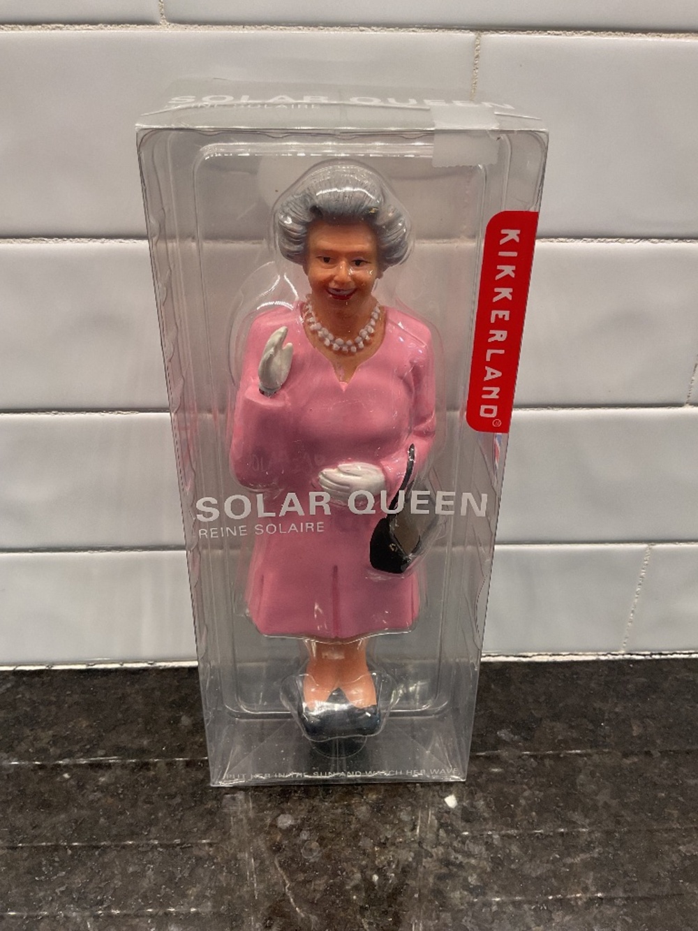 Solar Queen Elizabeth